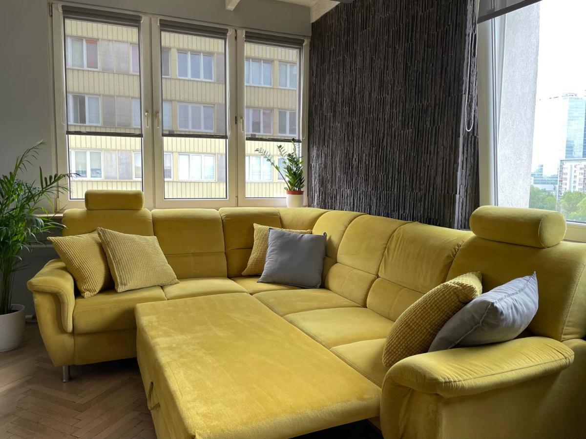 Grey Gucci Apartment City Center Warsaw Luaran gambar