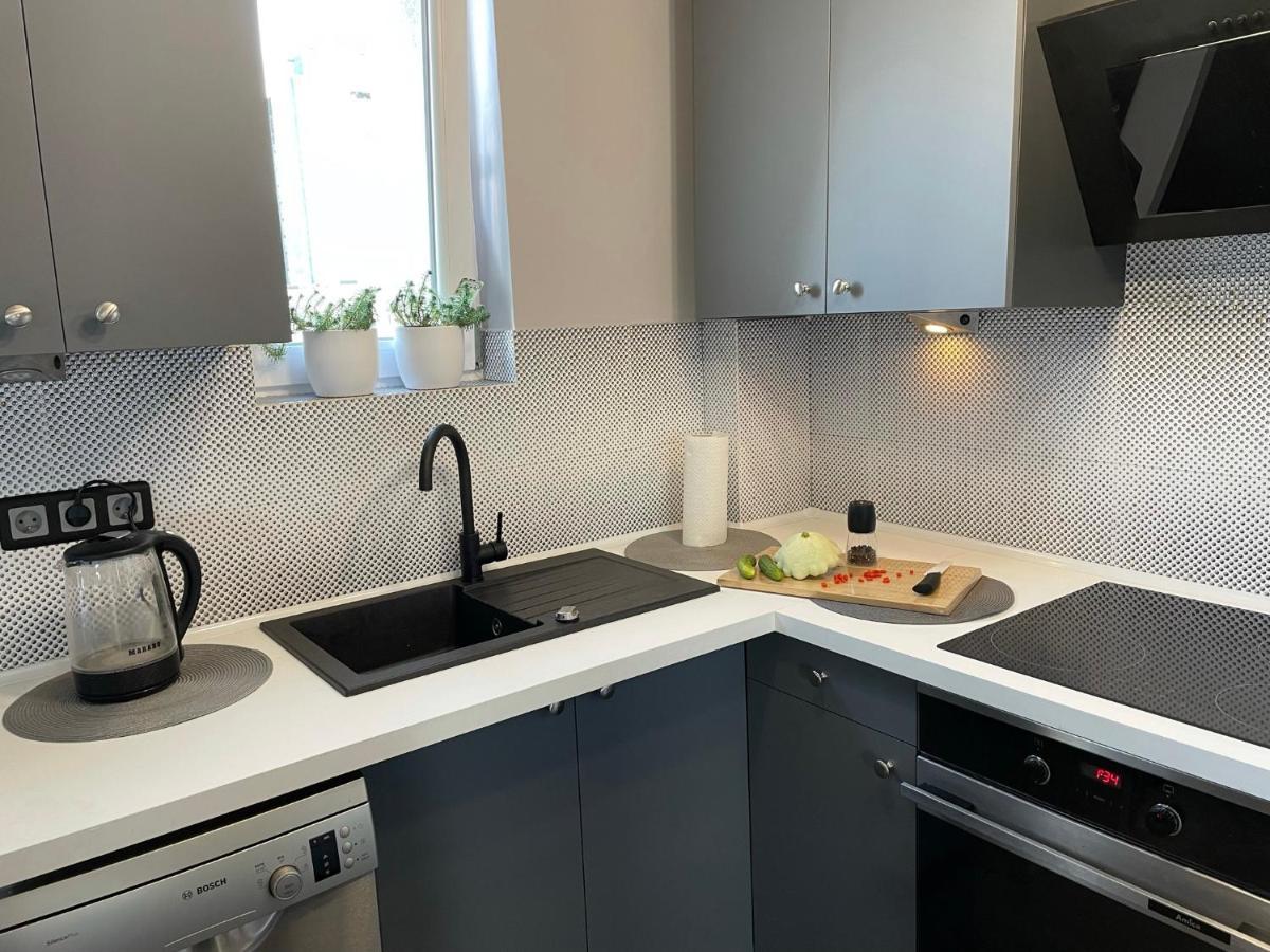 Grey Gucci Apartment City Center Warsaw Luaran gambar