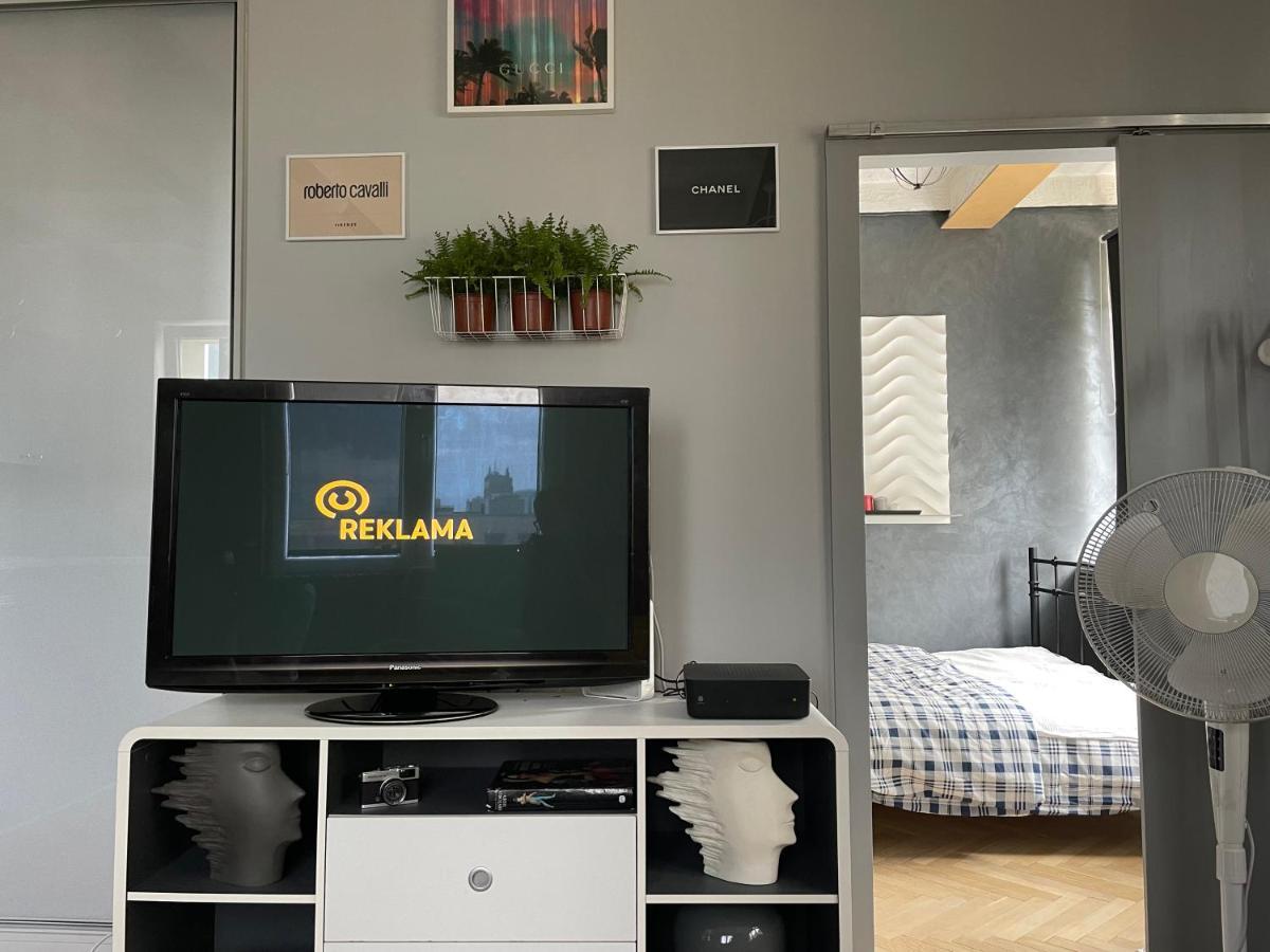 Grey Gucci Apartment City Center Warsaw Luaran gambar