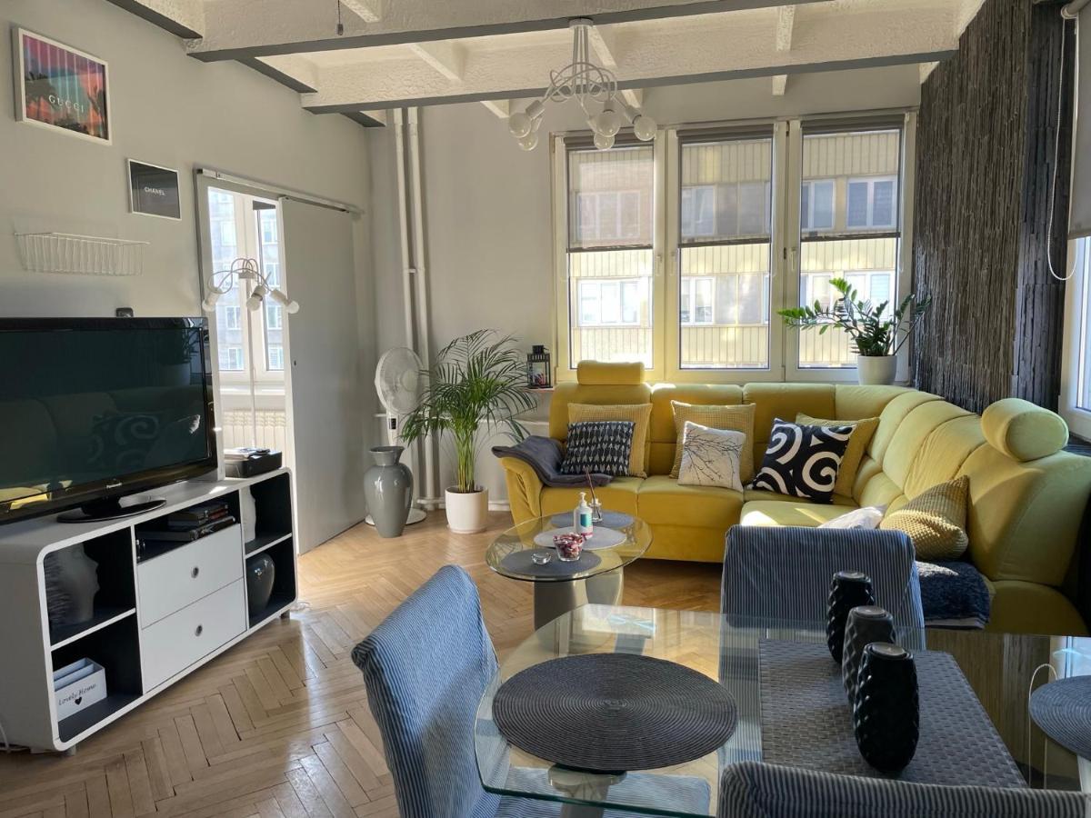 Grey Gucci Apartment City Center Warsaw Luaran gambar